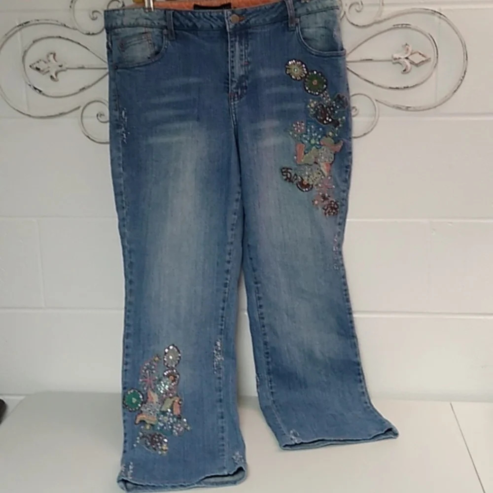 VENEZIA BOHO, COTTAGE CORE EMBROIDERED, BEADED, HIGHWAIST, STRAIGHT LEG, JEANS - Picture 10 of 10